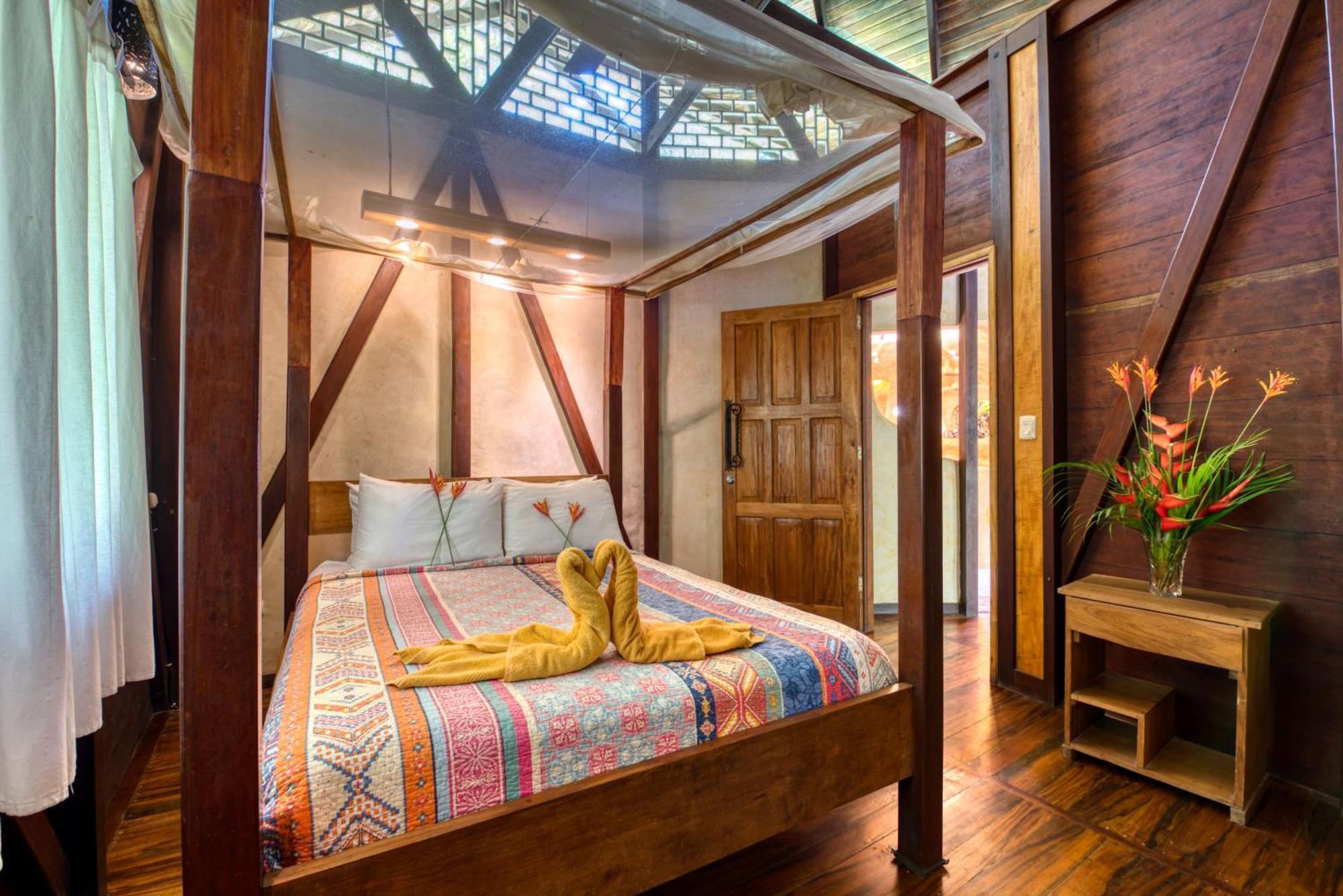 Tree House Beachfront Lodge Puerto Viejo de Talamanca 외부 사진