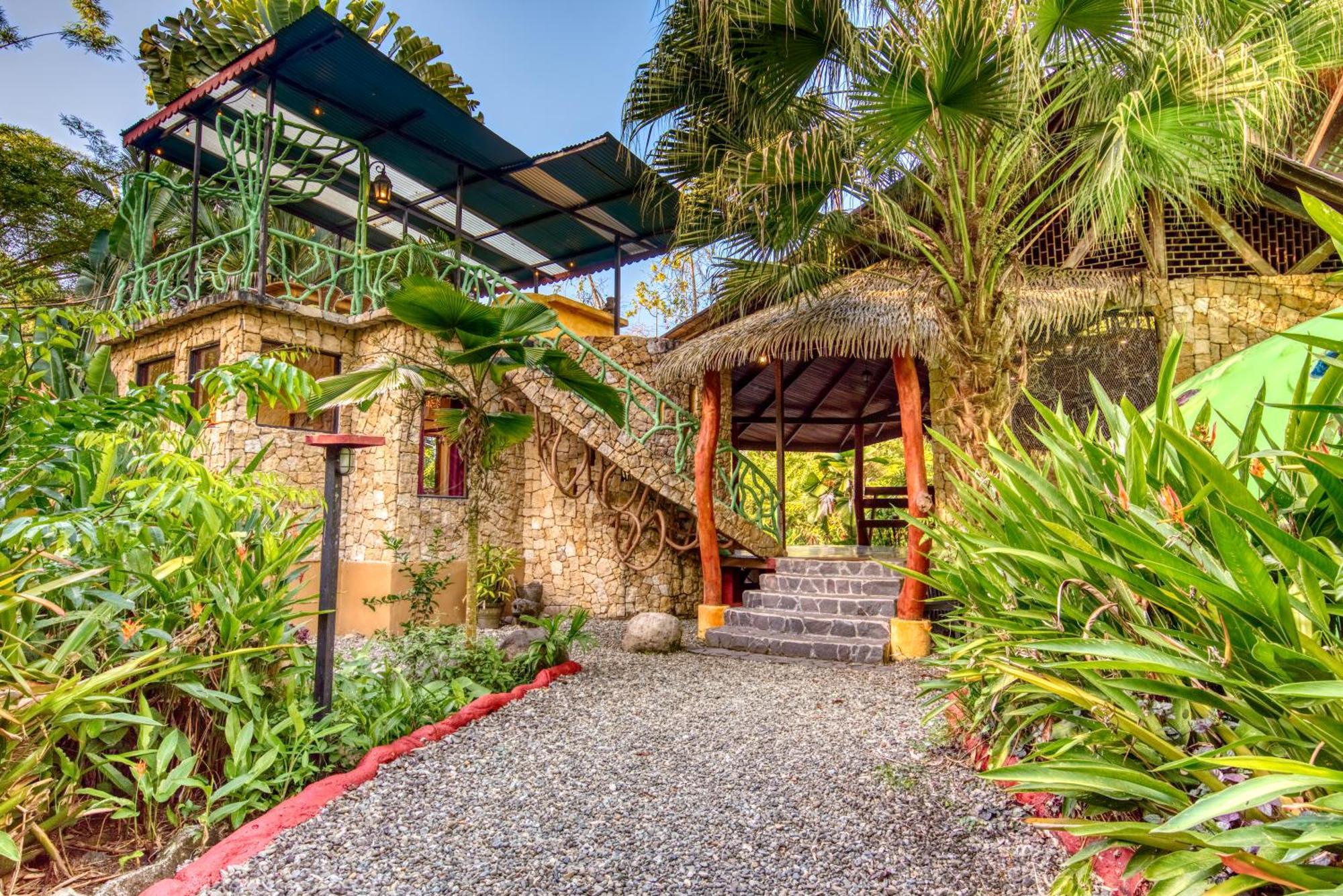 Tree House Beachfront Lodge Puerto Viejo de Talamanca 외부 사진