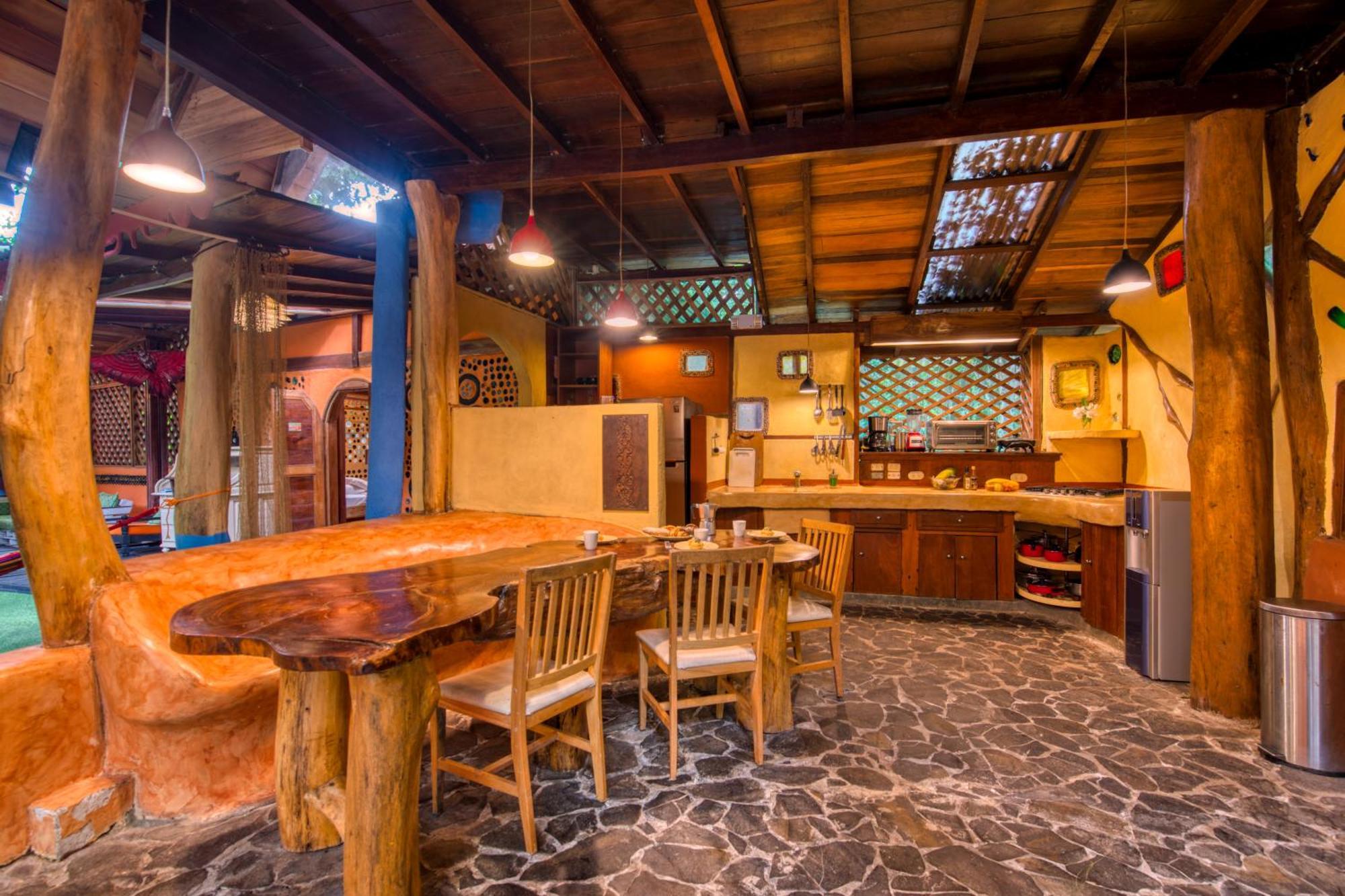 Tree House Beachfront Lodge Puerto Viejo de Talamanca 외부 사진