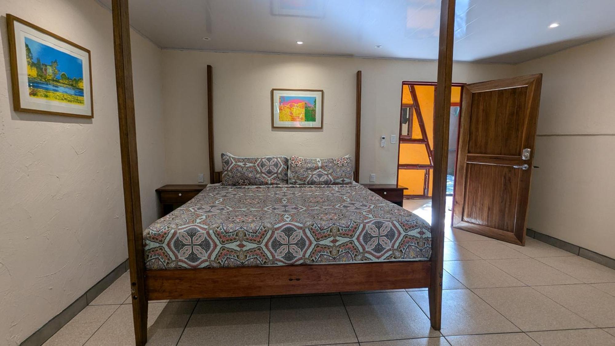 Tree House Beachfront Lodge Puerto Viejo de Talamanca 외부 사진