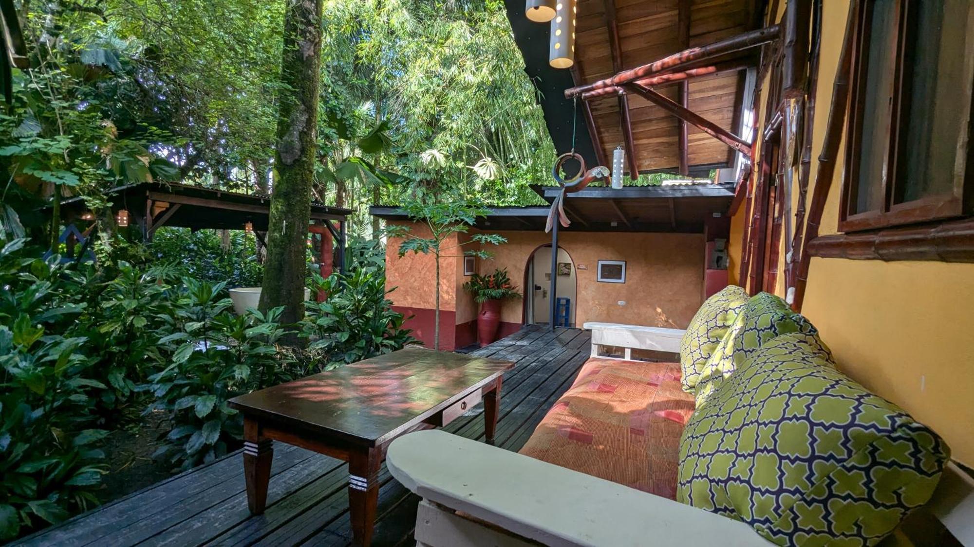 Tree House Beachfront Lodge Puerto Viejo de Talamanca 외부 사진
